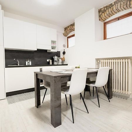 C-Apartment Lake Garda Salò Buitenkant foto
