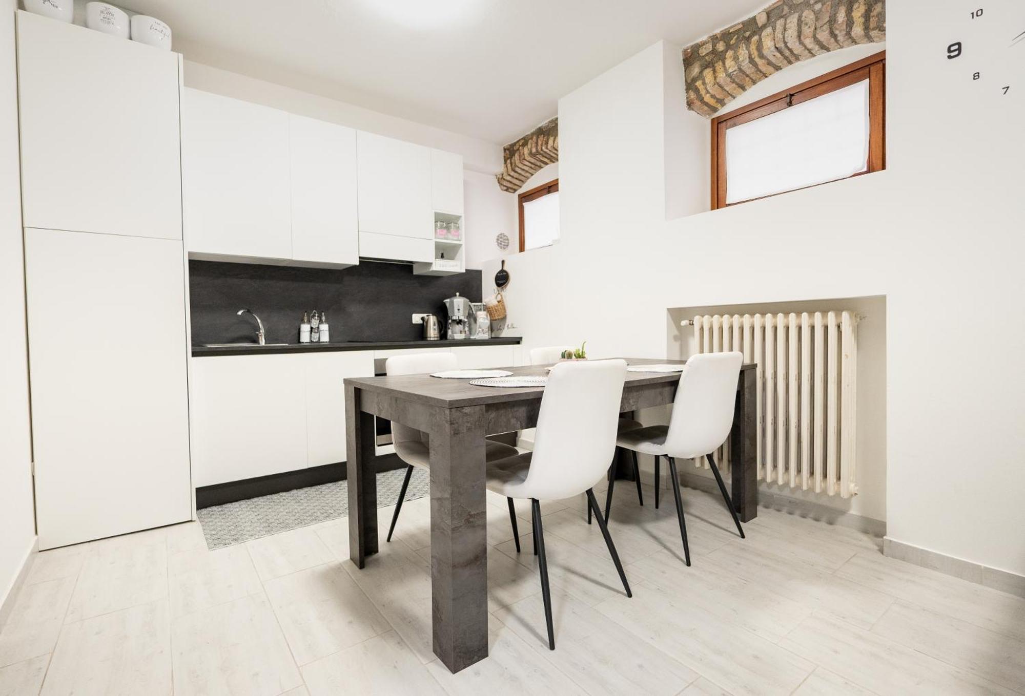 C-Apartment Lake Garda Salò Buitenkant foto
