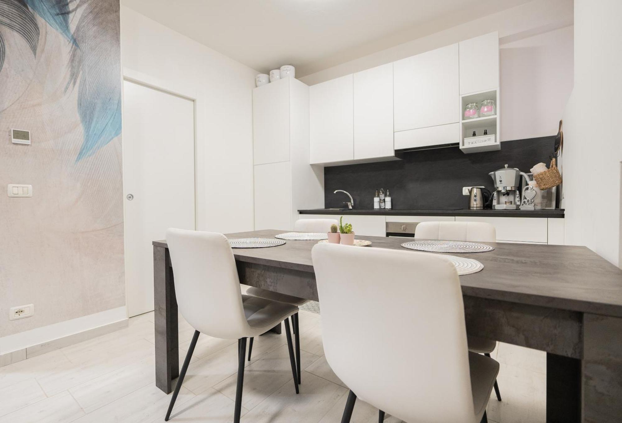 C-Apartment Lake Garda Salò Buitenkant foto